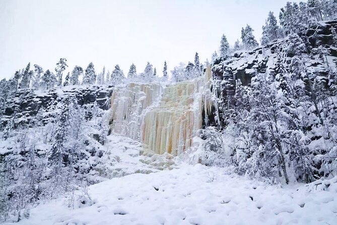 korouoma-canyon-frozen-waterfalls