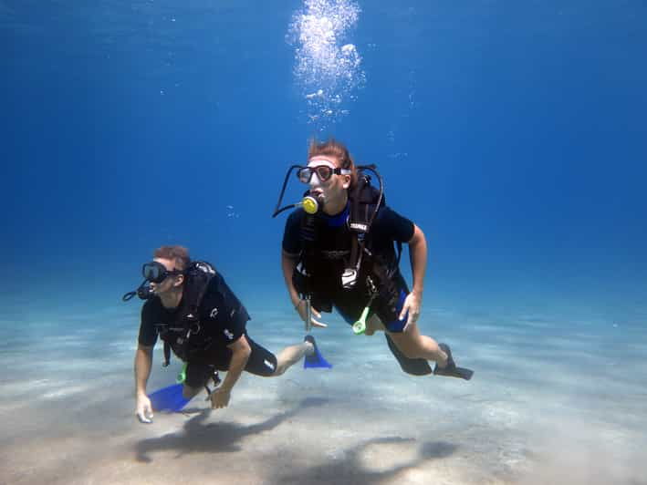 kos-beginner-scuba-diving-from-the-beach-with-pickup