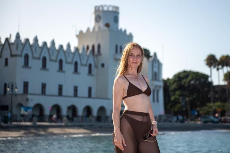 kos-town-photo-shoot-for-solo-traveller