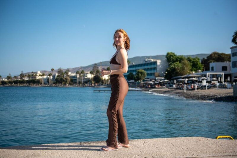 kos-town-photo-shoot-for-solo-traveller