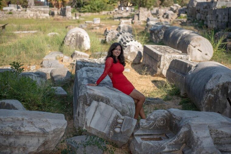 kos-town-photo-shoot-for-solo-traveller