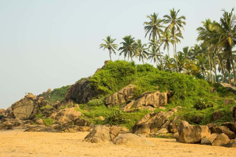 Kovalam: 3-Day Beach Tour with Lighthouse Beach Visit - Key Points
