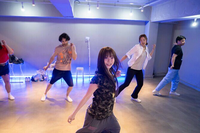 Kpop Dance Class in Seoul for Beginners and Fans - Photo and Video Moment