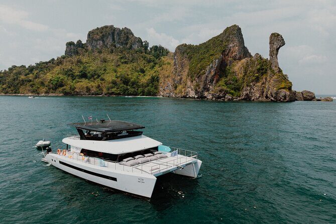 Krabi: 4 Island Luxury Yacht with Snorkelling & Clear Kayaking - Key Points