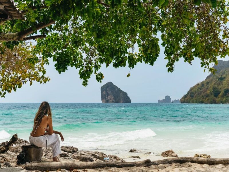 Krabi: 4 Islands Tour by Longtail Boat & Thai Buffet Lunch - Key Points