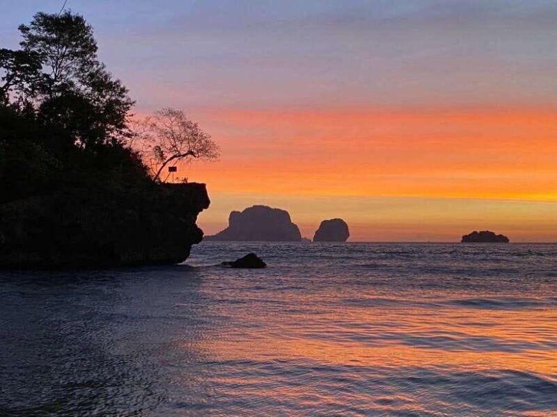 krabi-7-islands-sunset-tour-bbq-bioluminescent-plankton