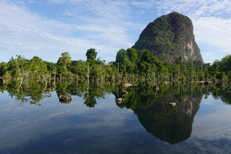 krabi-dragon-crest-sunrise-hike-klong-root-kayak-adventure