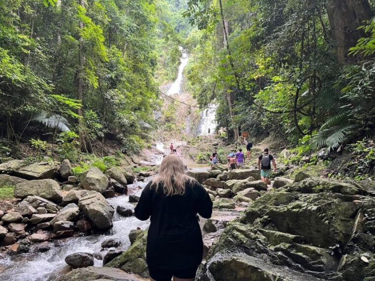 krabi-elephant-bathing-and-huay-tho-waterfall-day-trip