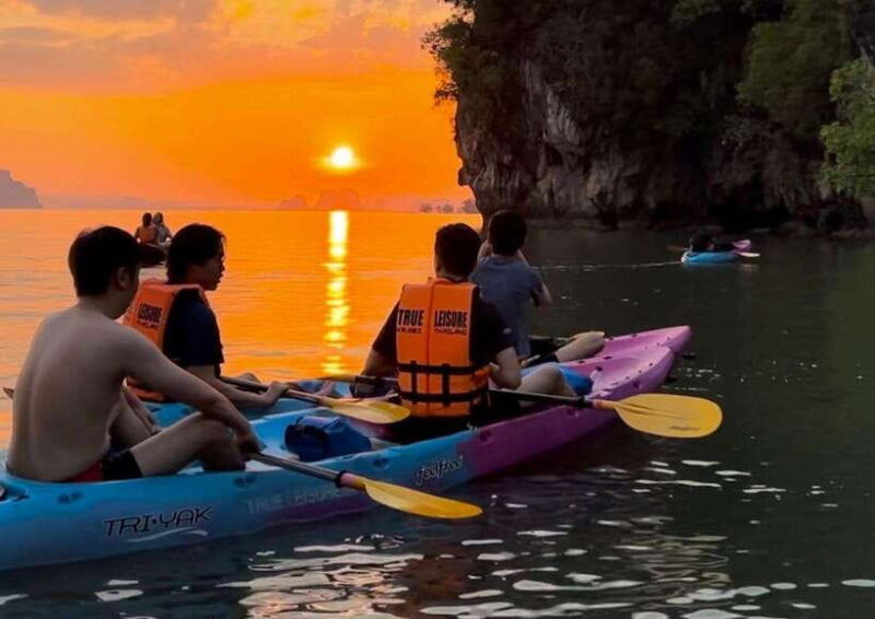 krabi-golden-hour-kayaking-in-din-daengs-mangrove-maze