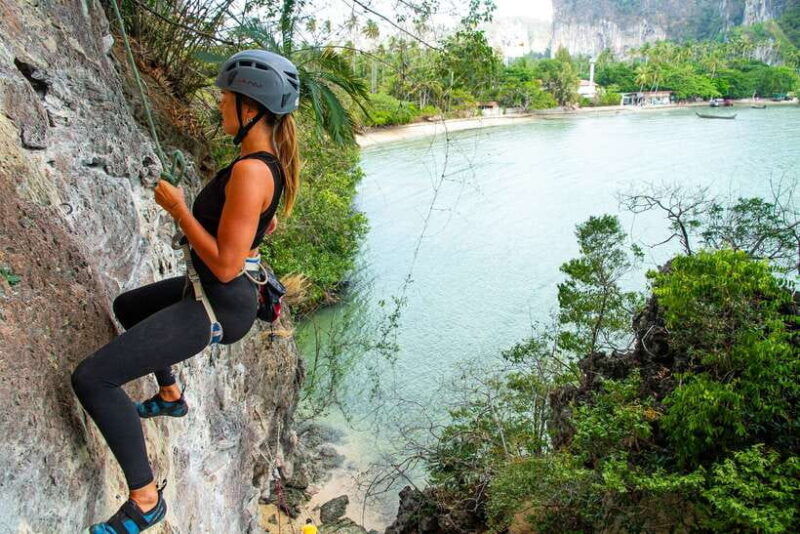krabi-half-day-rock-climbing-introduction-at-railay-beach