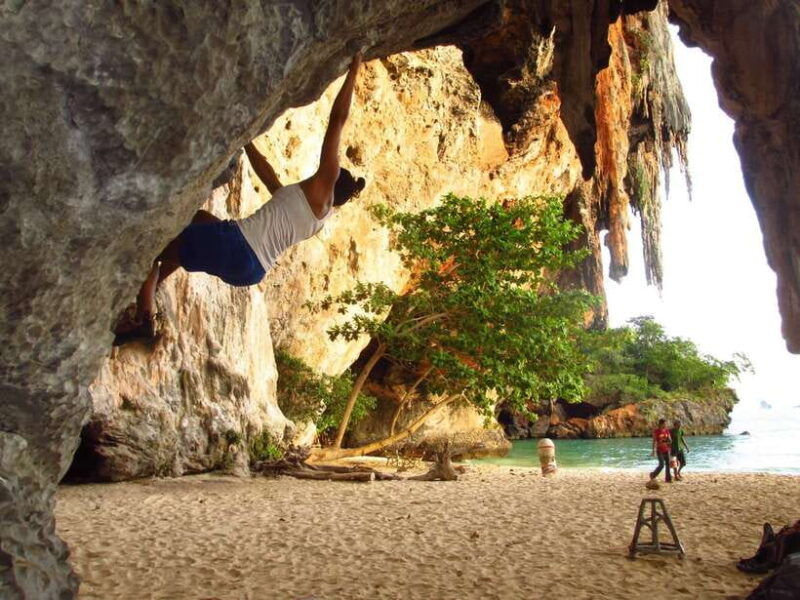 krabi-half-day-rock-climbing-introduction-at-railay-beach