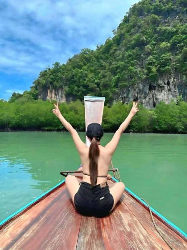 Krabi: Hong Island Private Longtail Boat Tour - Key Points