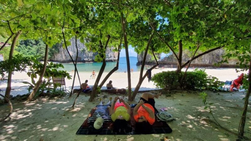 krabi-hong-islands-day-trip-by-speedboat-with-lunch