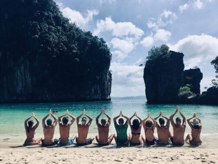 krabi-hong-islands-day-trip-by-speedboat-with-lunch