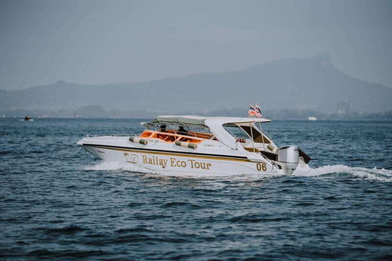 krabi-hong-islands-private-luxury-speed-boat-half-full-day