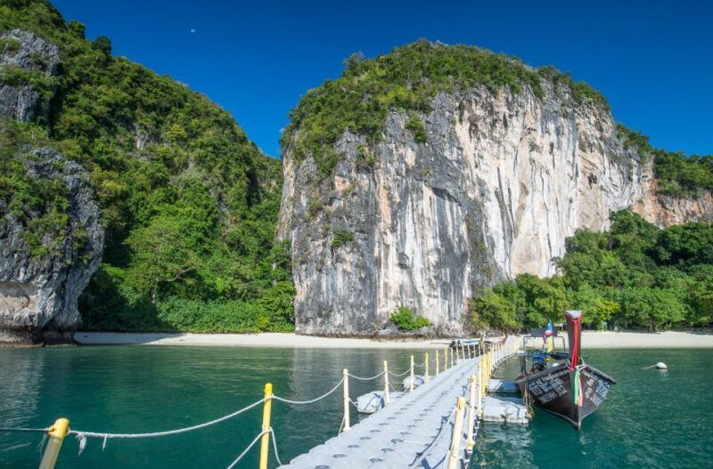 krabi-hong-islands-snorkeling-with-lunch-by-longtail-boat