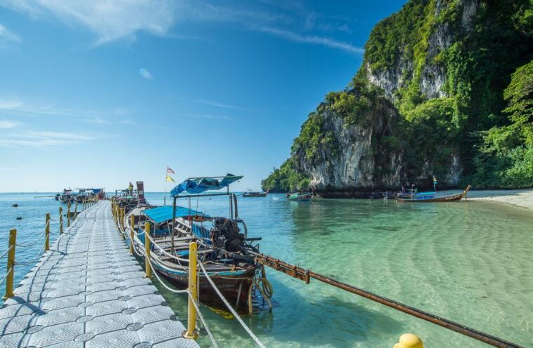 krabi-hong-islands-snorkeling-with-lunch-by-longtail-boat