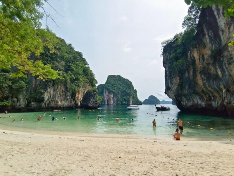 krabi-hong-sunrise-island-private-luxury-vintage-boat