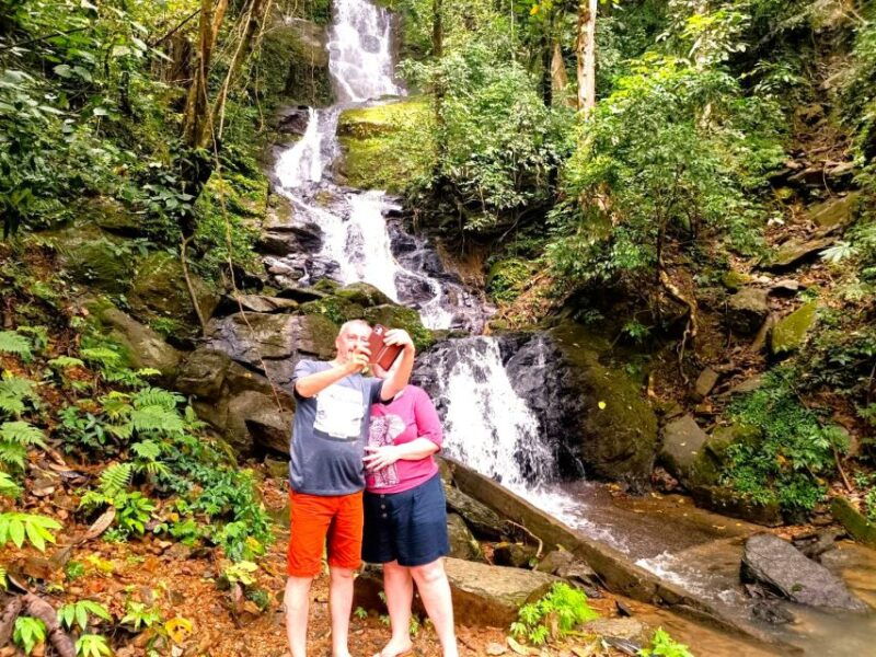 krabi-khao-sok-elephant-rescue-center-bamboo-raft-paddle