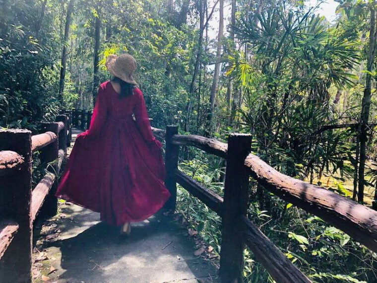 krabi-klongtom-hot-spring-emerald-pool-and-tiger-cave-tour