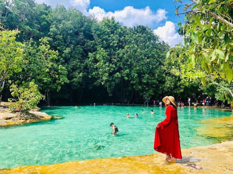 krabi-klongtom-hot-spring-emerald-pool-and-tiger-cave-tour