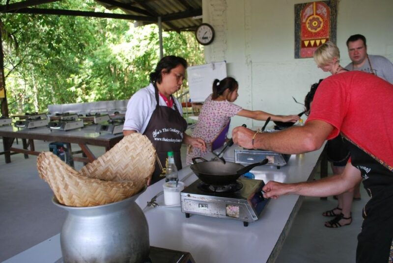 krabi-morning-afternoon-thai-cooking-class-at-yas-cookery