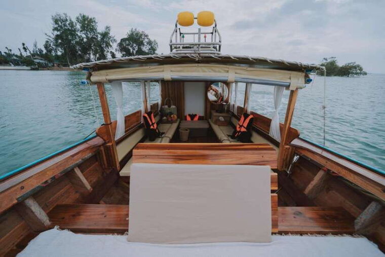 krabi-phi-phi-by-luxury-longtail-boat-private-day-tour