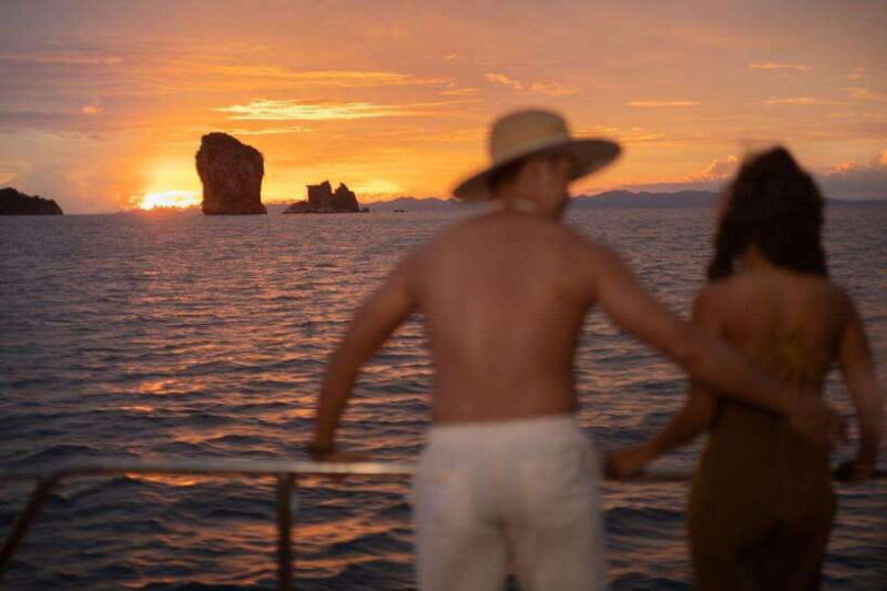 krabi-phi-phi-island-luxury-sunset-cruise-by-meka-catamaran
