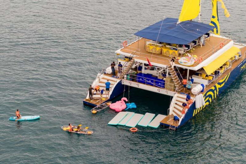 krabi-phi-phi-island-luxury-sunset-cruise-by-meka-catamaran