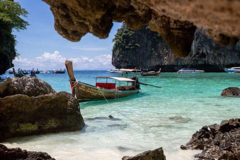 krabi-phi-phi-luxury-private-longtail-boat-tour