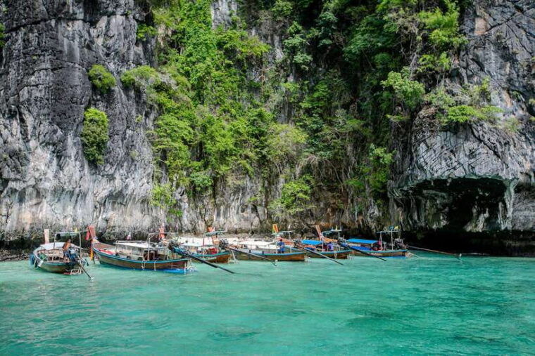 krabi-phi-phi-luxury-private-longtail-boat-tour