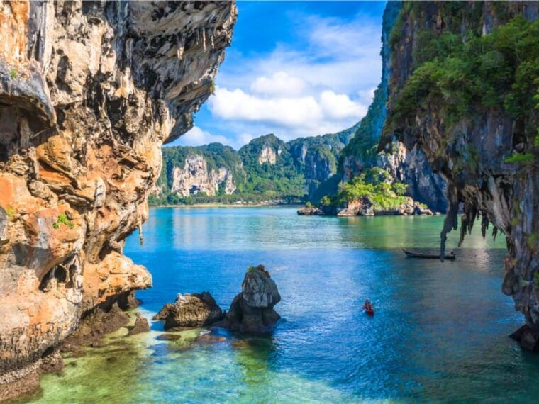 krabi-premium-4-island-day-trip-by-longtail-boat-with-lunch