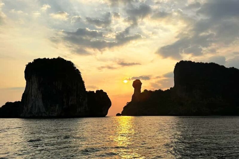 Krabi: Premium Private Speedboat 4 island/Hong island Tour - Discovering the Islands in Style and Comfort