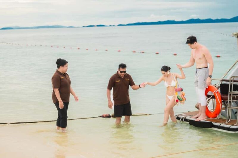 Krabi: Private Speedboat Tour for Couples with Picnic - Who Is This Tour Best For?