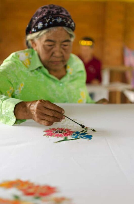 Krabi Retro Map: Longtail Boat & Koh Klang Experience - Who Will Love This Tour