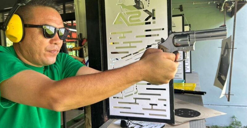 krabi-shooting-38-revolver