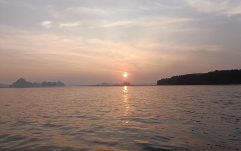 krabi-sunset-kayaking-ao-thalane-with-dinner-bbq