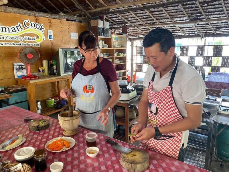 Krabi: Traditional Thai Cooking Class with Local Chef - Why This Cooking Class Excels