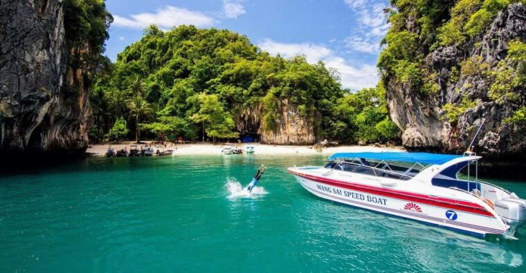 krabis-hong-island-speed-boat-blast-with-360-viewpoint
