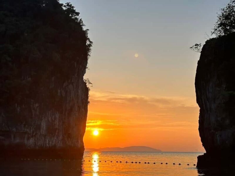 Krabis Whisper: Phi Phi & 4 Islands Sunset Speedboat Tour - Practical Tips for Your Trip