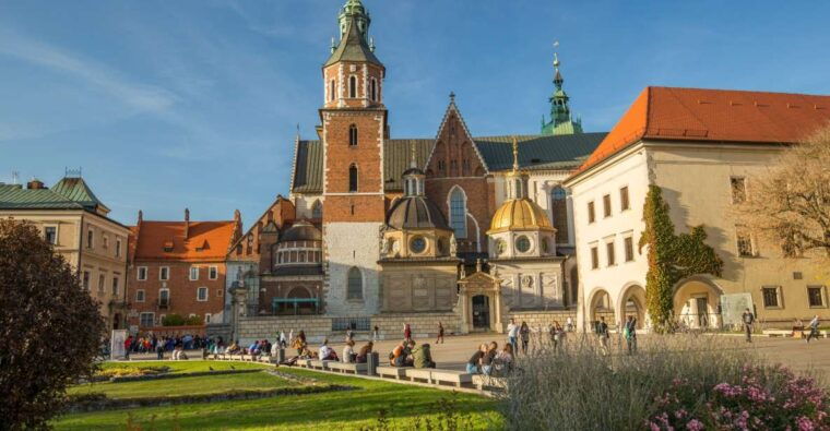 krakow-2-day-tour-wawel-hill-jewish-heritage-wieliczka