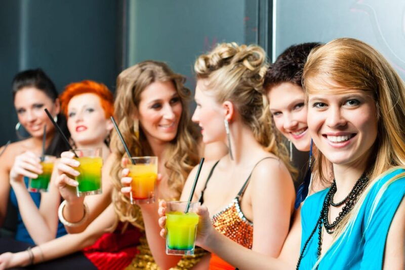 krakow-2-hour-cocktail-making-workshop