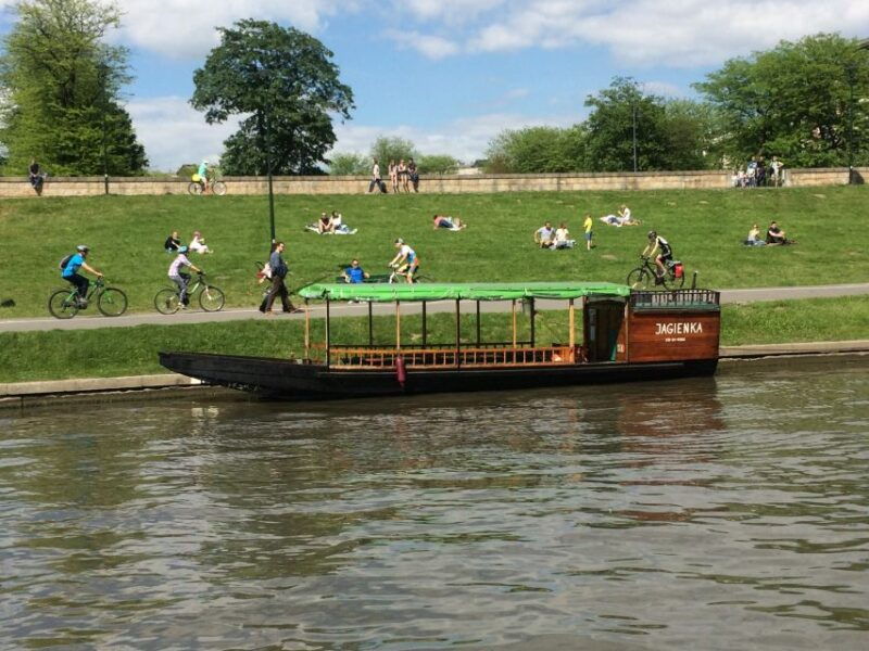 krakow-4-hours-sightseeing-cruise-to-tyniec