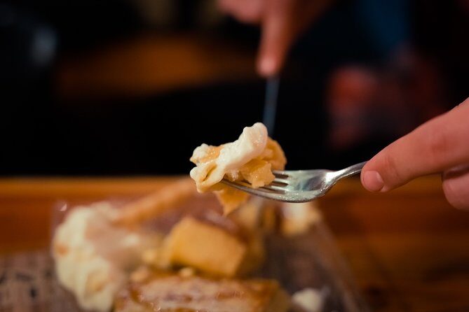 Krakow: 6-Course Full Polish Food & Vodka Dining Experience - The Itinerary Breakdown: From Pierogi to Cabbage Rolls
