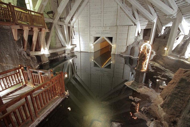 krakow-and-wieliczka-small-group-tour-from-warsaw-with-lunch-2