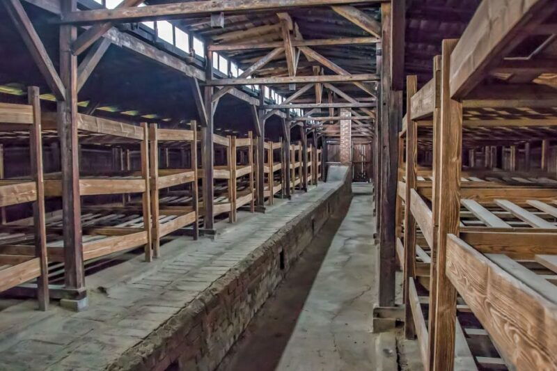 krakow-auschwitz-and-wieliczka-salt-mine-combo-tour