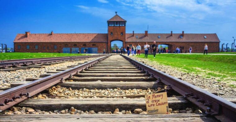 krakow-auschwitz-birkenau-and-wieliczka-salt-mine-day-trip