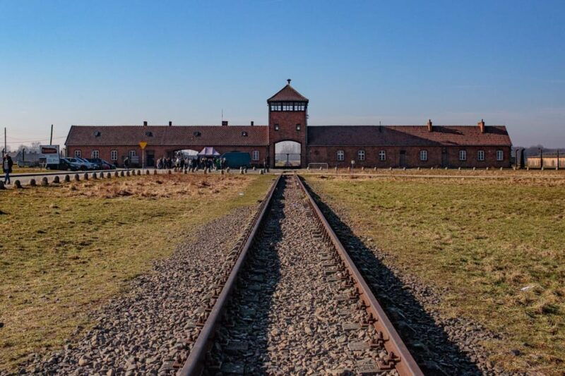 krakow-auschwitz-birkenau-entry-ticket-and-transfer