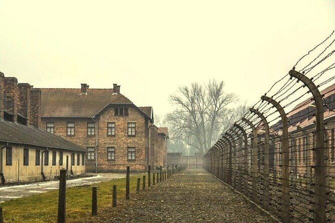 krakow-auschwitz-birkenau-guided-tour-hotel-pick-up