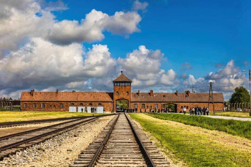 krakow-auschwitz-birkenau-guided-tour-pickup-options